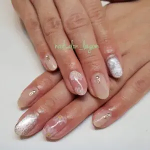 10月の定額ネイル(マグネット＆ドロップフラワー)
