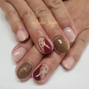 バンビ柄ネイル