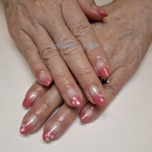 3月の定額ネイル(桜グラデーション)