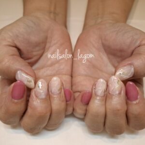 6月の定額ネイル(天然石風アート)