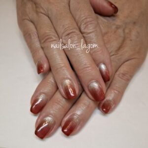 11月の定額ネイル(マグ×グラデ)