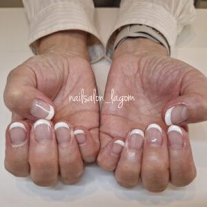 フレンチネイル