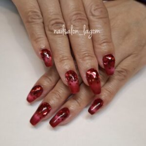 ハートホロネイル