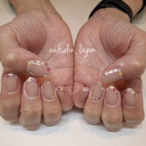 4月の定額ネイル(フラワーアート)