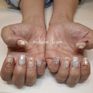 7月の定額ネイル(リゾートニュアンス)