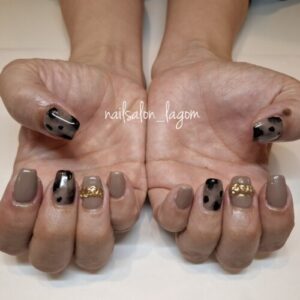 10月の定額ネイル(ニュアンスレオパ)